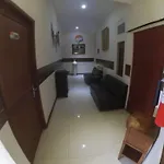 Cabin Hotel Sutomo