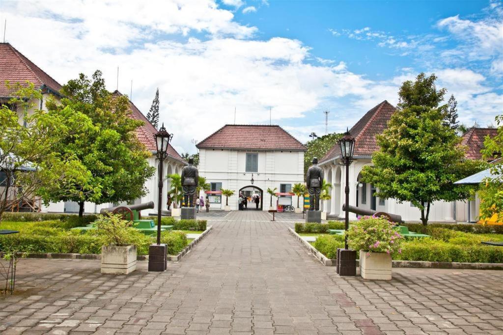 Hotel Sutomo